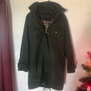 Betsey Johnson black wool coat with fleece lined hood size 8